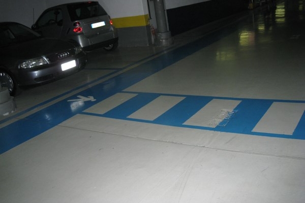 vernici per pavimentazioni strade stazioni parcheggi